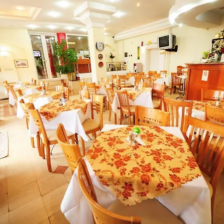 Hotell Vip - New Management 3*