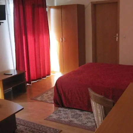 Vip - New Management Hotel